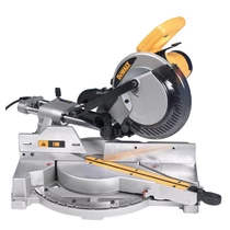 DeWalt gérfűrész, kihúzható, 216mm, 1800W, DW712